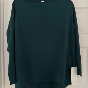 NWT lululemon athletica back in action long sleeve
